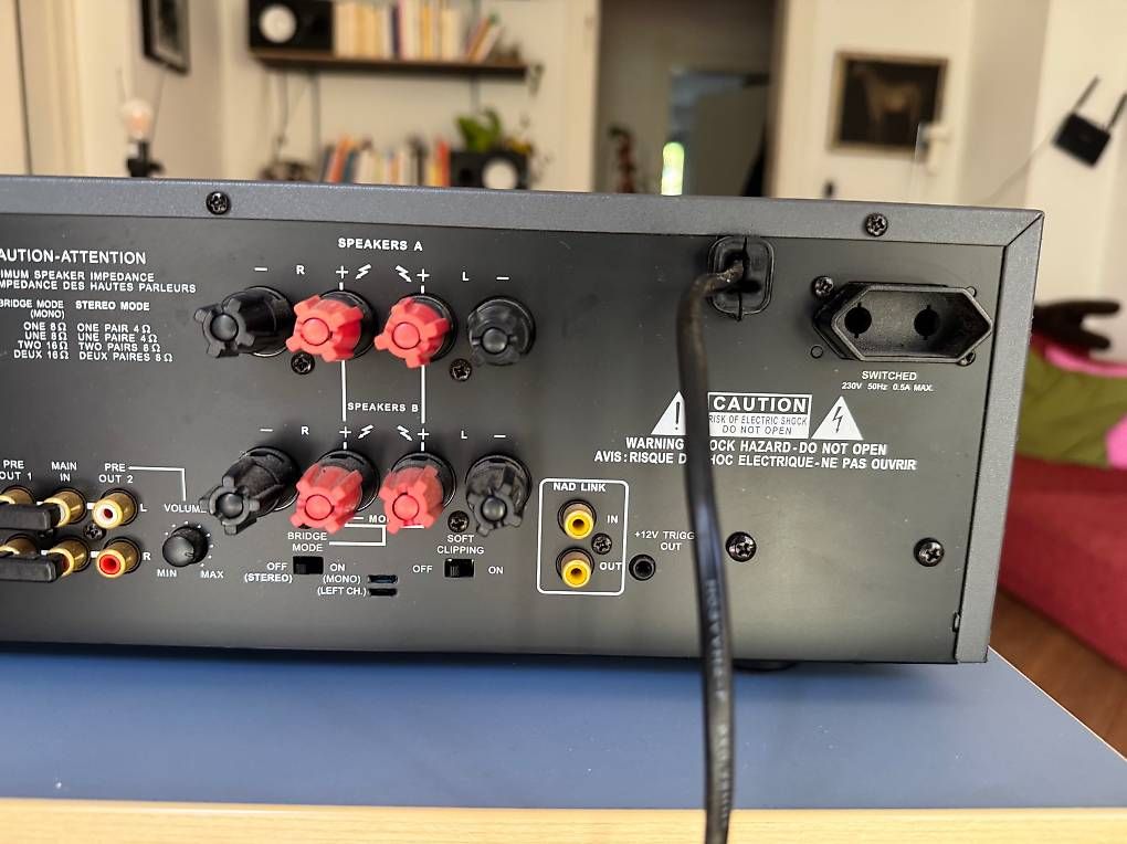 Nad Amplificateurs: NAD C370 Stereo Amplifier / Verstärker – D'occasion à Zürich par whateverpeoplesayiam 2