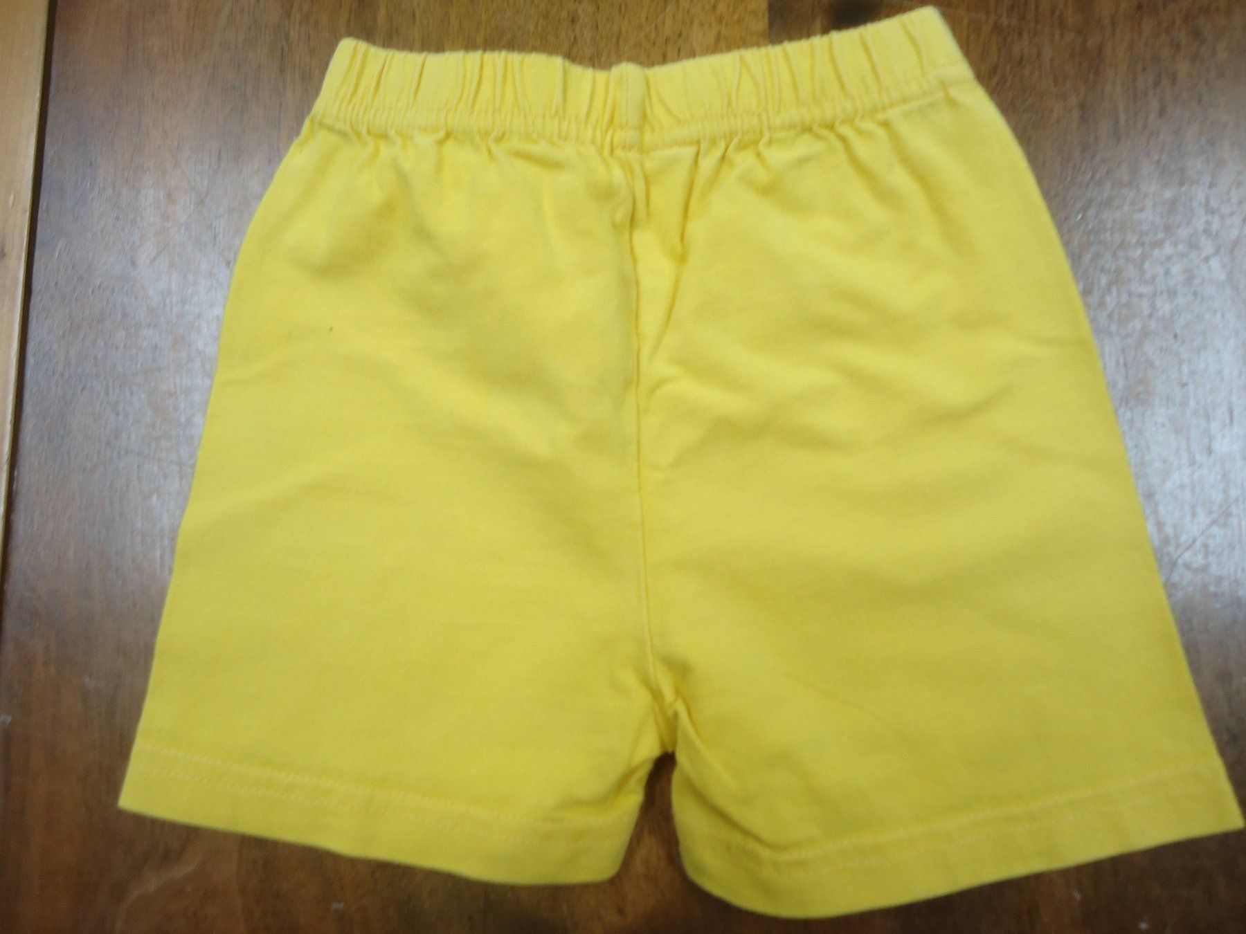 Pantaloni: Short bébé - 6 mois – Usato da Vessy venduto da mafabe 1