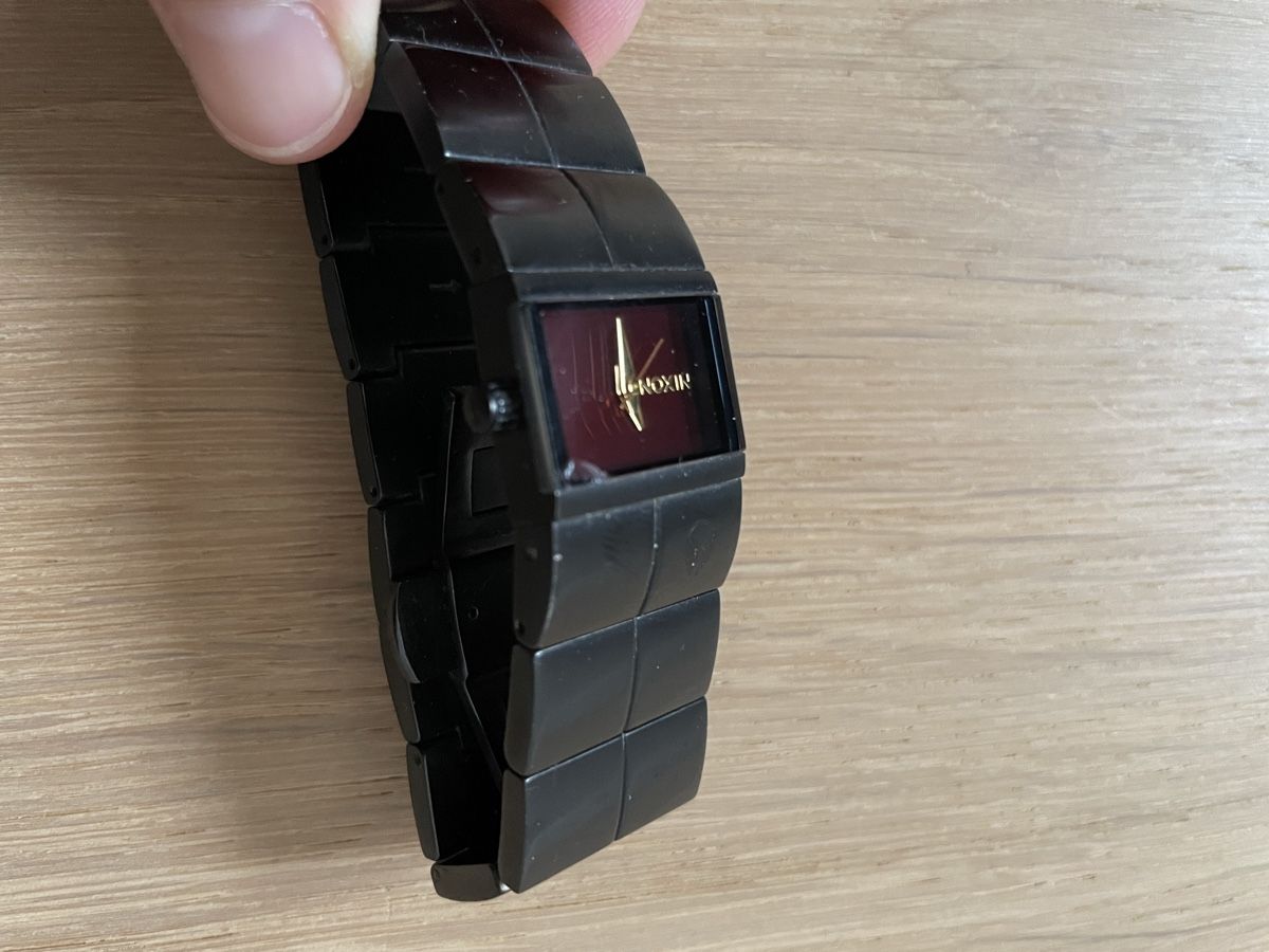 Nixon Orologi: Armband Uhr Nixon – Usato da Aarwangen venduto da erd_ngx8 1