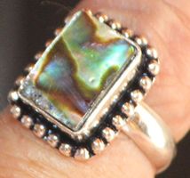 Ring L-3739 – Abalone - Innendurchmesser 16 mm