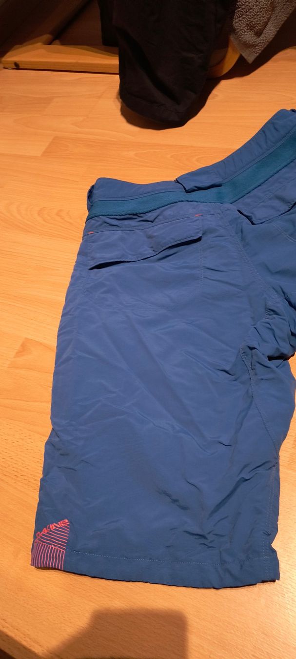 Pantaloni: Bike Shorts Dakine – Usato da Wiedlisbach venduto da Leaf99 4