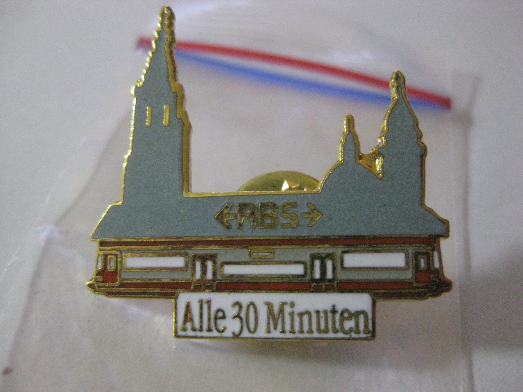 SBB/CFF/FFS Placchette & Badge: Bahn RBS alle 35min – Usato da Münchenbuchsee venduto da neuwertig-gespart