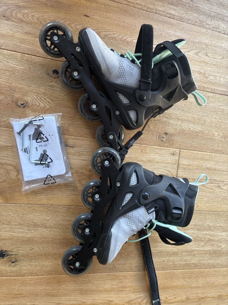 Pattini in linea & Pattini a rotelle: Rollerblade, Gr. 40, neuwertig – Nuovo (secondo la descrizione) da Wilen b. Wil venduto da b-mountain 4