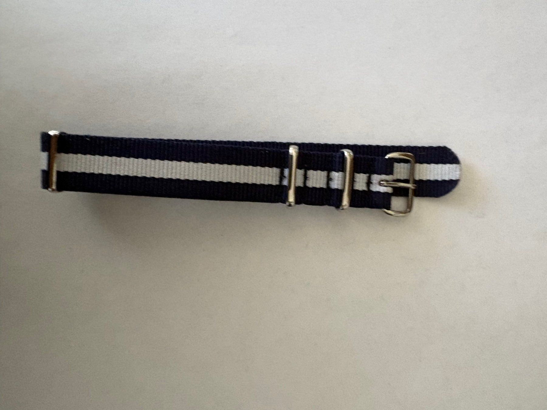 Bracciali & Braccialetti: Nato watch strap 20mm – Nuovo (secondo la descrizione) da Winterthur venduto da UncleMikha-el