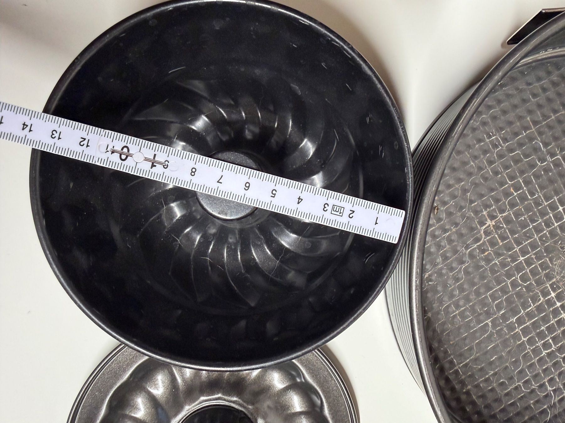 Teglie da forno: 6 Backformen aus Metall – Usato da Grosswangen venduto da Second_hand_paradise 5