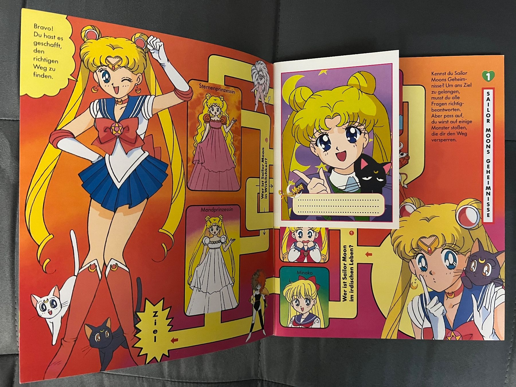 Fumetti: Spiel mit Sailor Moon Nr. 4 – Nuovo (secondo la descrizione) da Zürich venduto da rigani 1