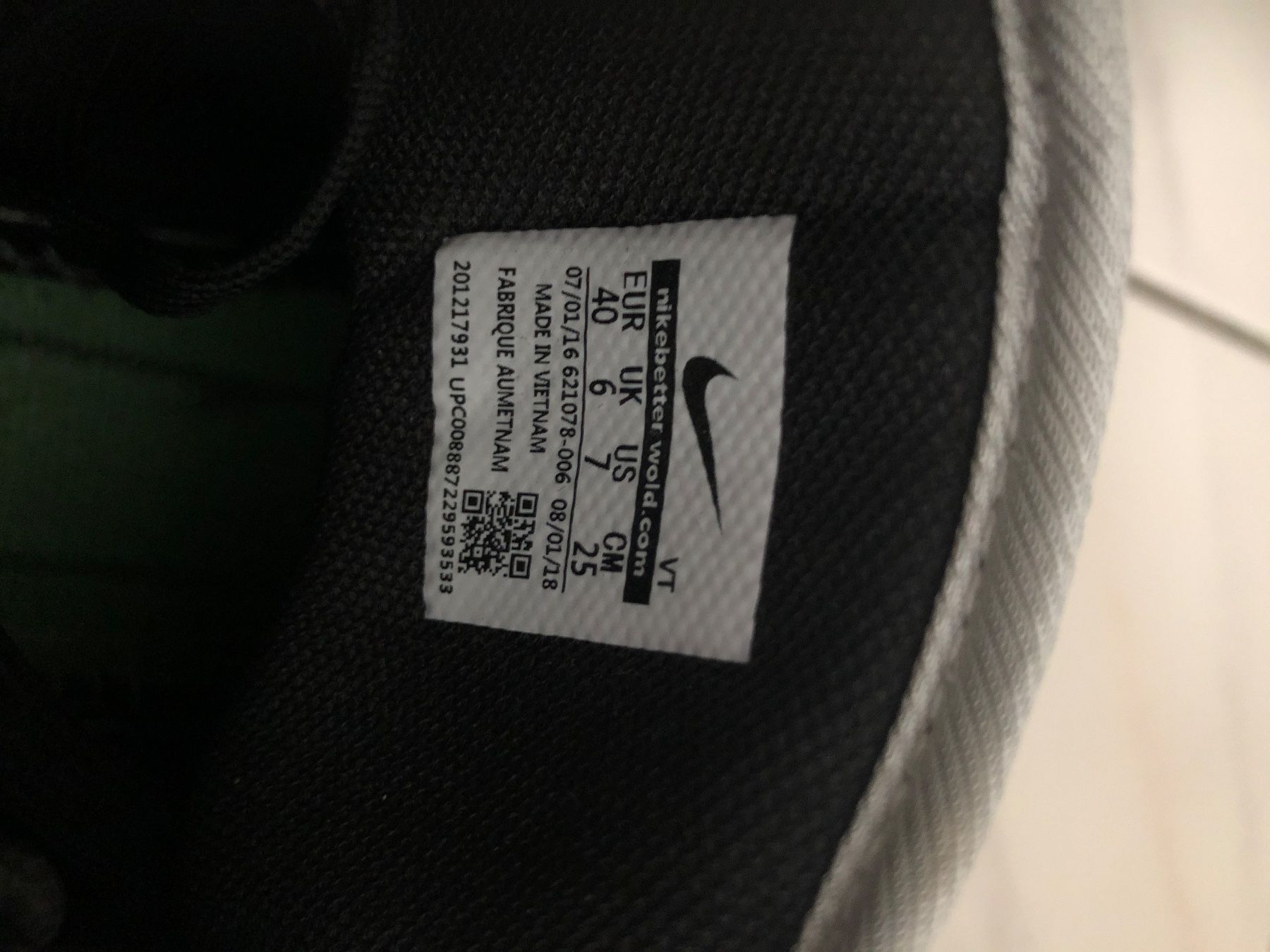 Jordan Scarpe da donna: Jordan 1 Mid, Size 6 UK, grey White, Excellent Condition – Nuovo (secondo la descrizione) da Baltschieder venduto da Miumiu21 5