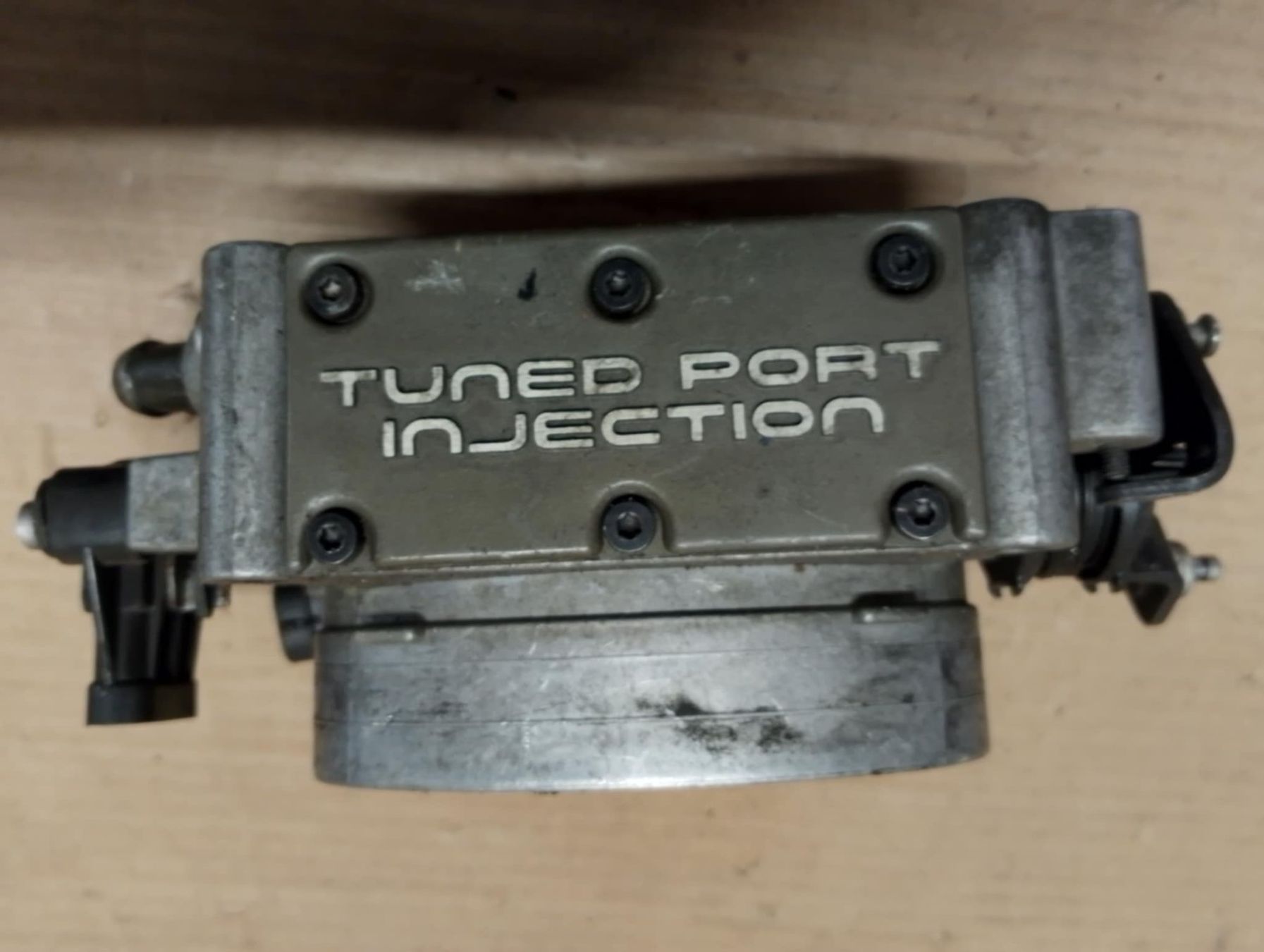GM Tutti pezzi di ricambio auto: GM Tuned Port Injection Drosselklappe – Usato da Niedergösgen venduto da usc_tt5r
