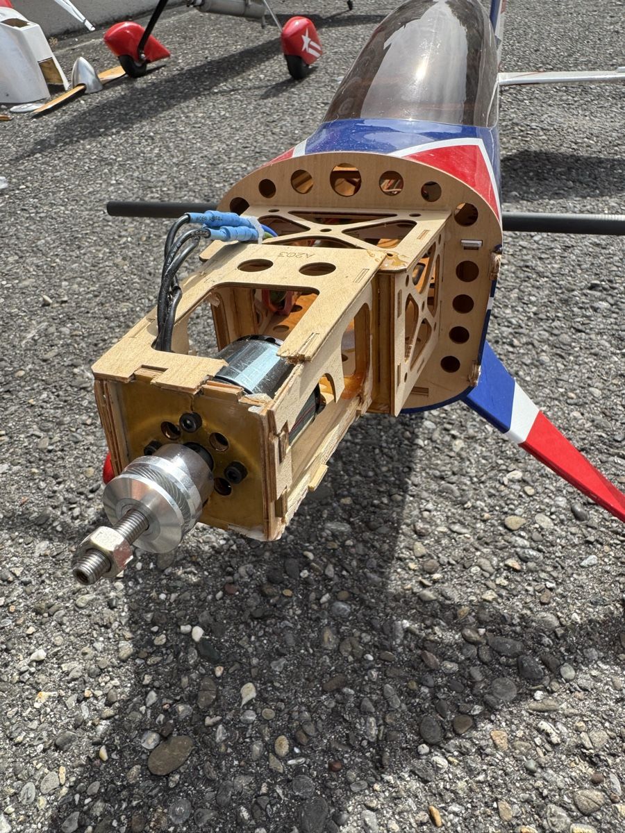 RC Kits de montage: Sebart Sbach 30e – Défectueux à Limpach par Pilatus22 2