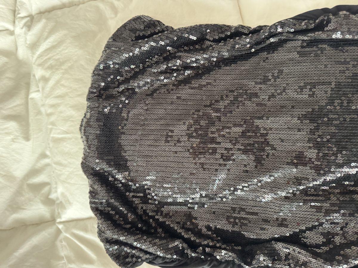 Vestiti: Robe de soirée noire à paillettes, taille unique, élégante – Usato da Genève venduto da lejardindesvetements 1