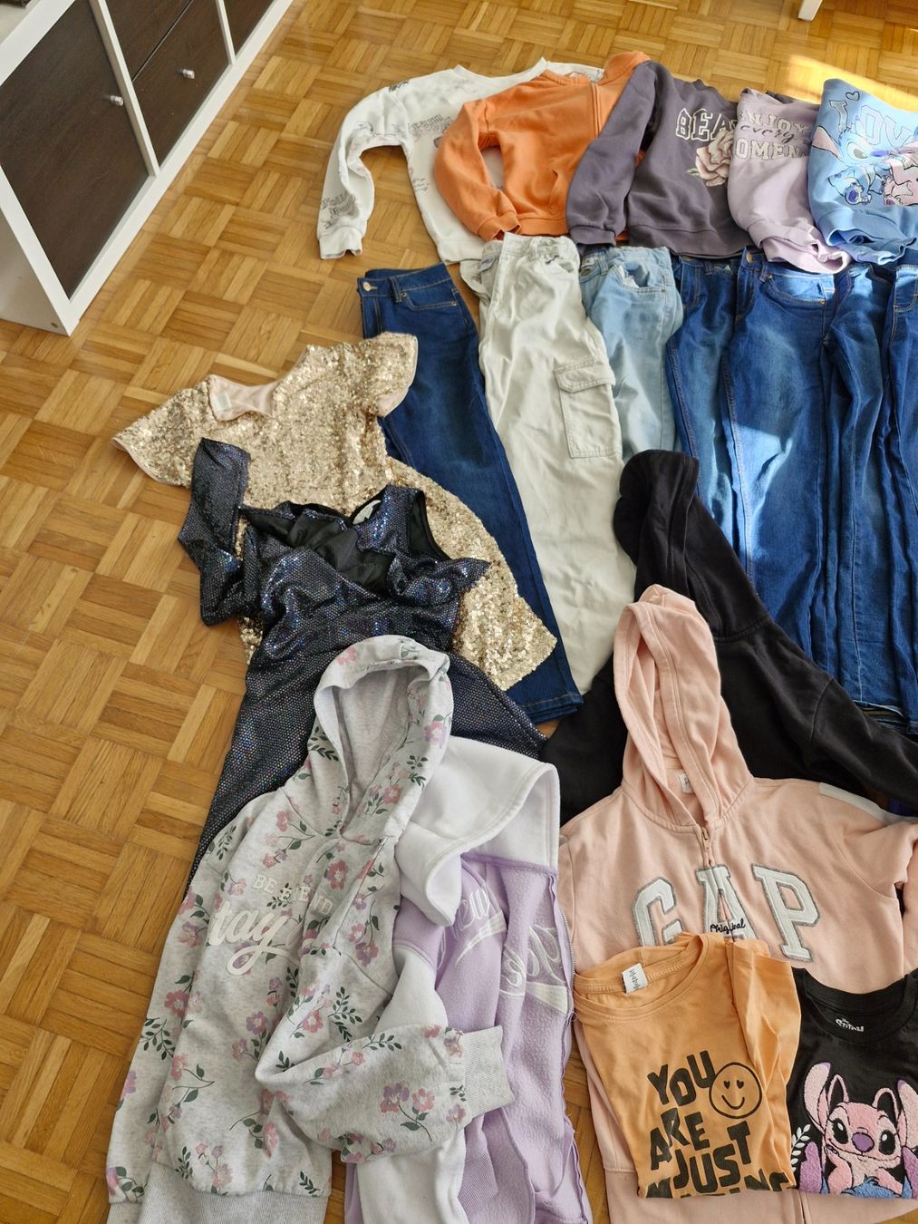 Lotti & Set di vestiti: Kinderkleiderset 146/152 – Usato da Rümlang venduto da rafi012 1