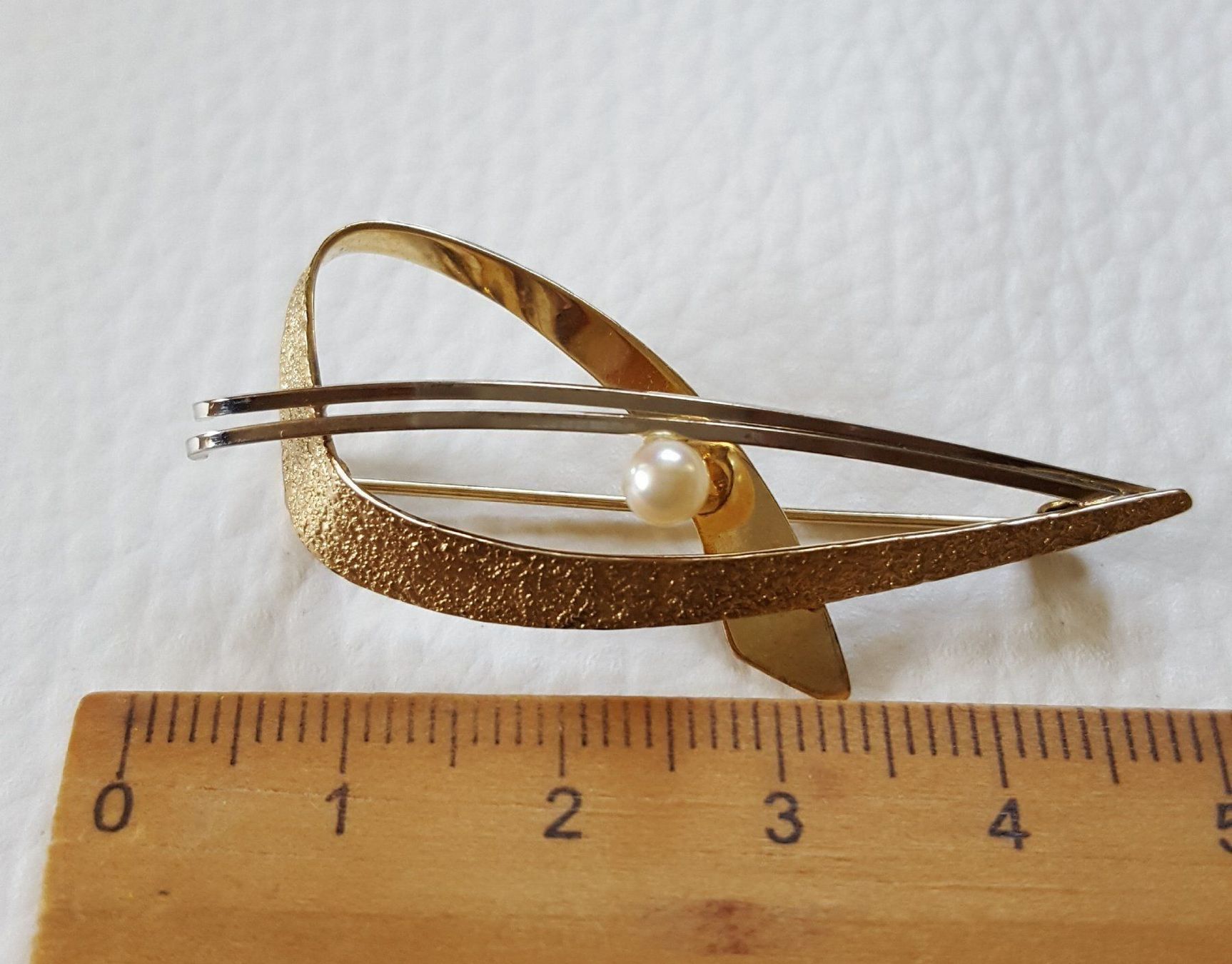 Spille & Fermagli: Gold Broche Mit Perle – Usato da Wald ZH venduto da Dasilver 2