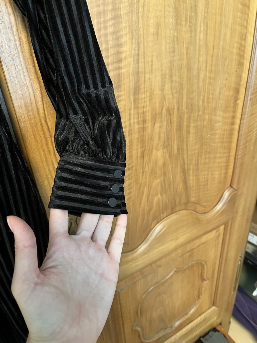 Kleider: Suncoo Kleid Gr. S schwarz Samt – Gebraucht aus Rotkreuz von zisii 5