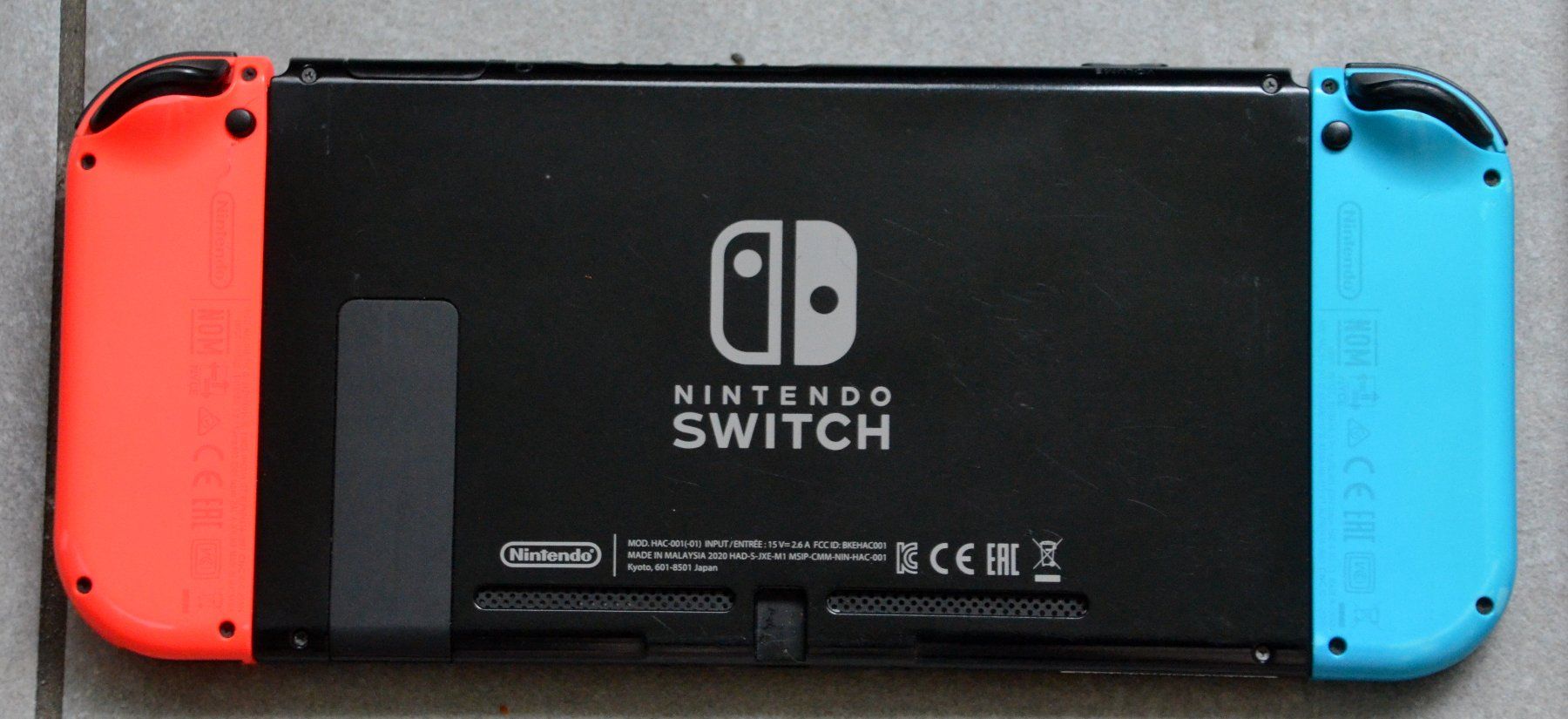 Nintendo Console: Nintendo Switch HAC-001 – Usato da Collonges venduto da arashee 3