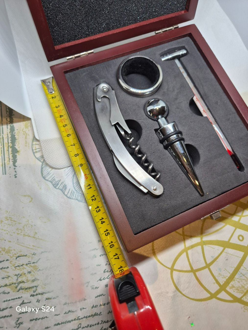 Flaschenöffner & -verschlüsse: Weinaccessoires-Set mit Thermometer und Flaschenöffner – Gebraucht aus Losone von bal_gfp6 2