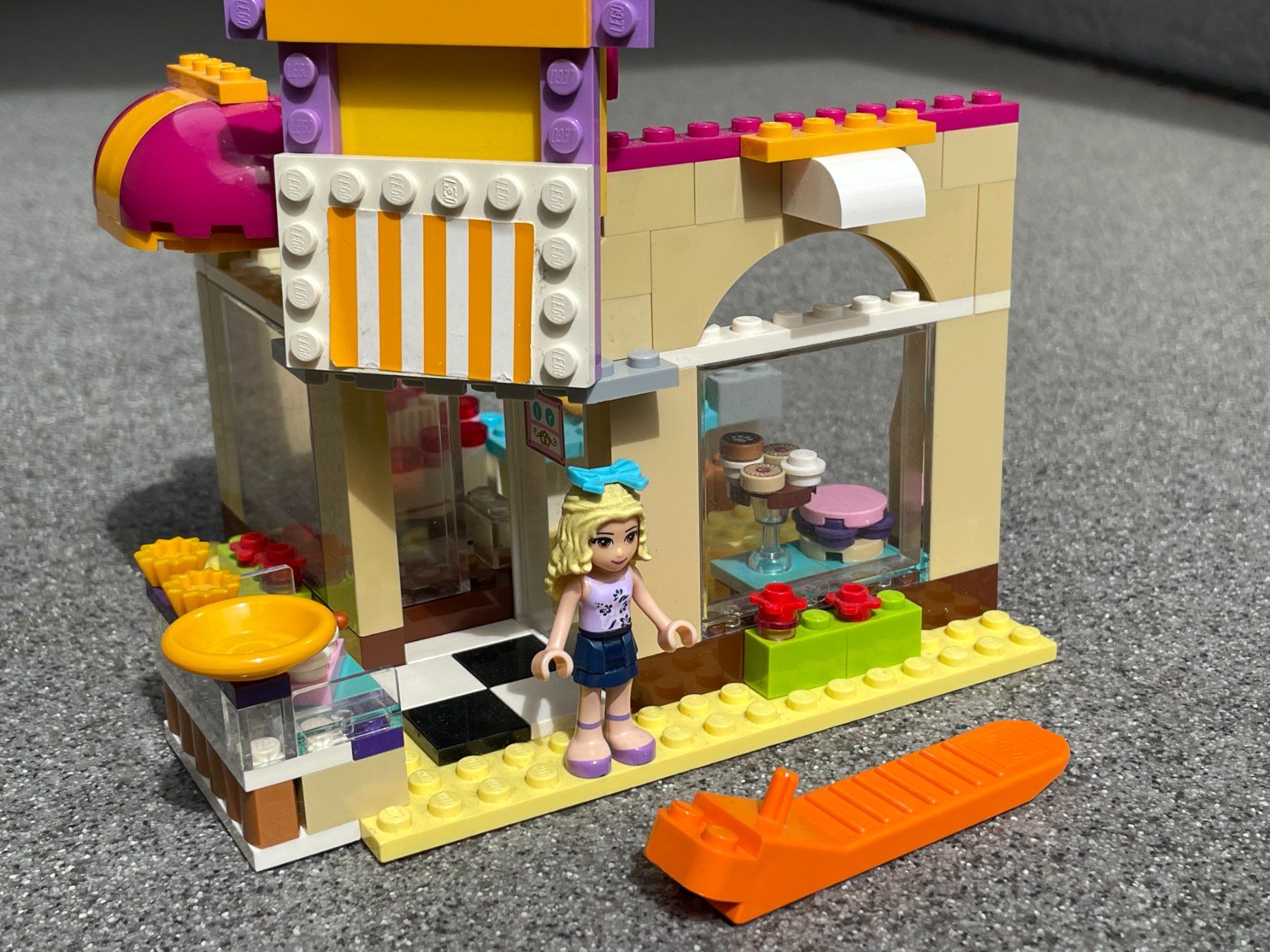 Lego Kit di costruzioni: LEGO Friends #  Konditorei – Usato da LAUSANNE venduto da Ch0937 3