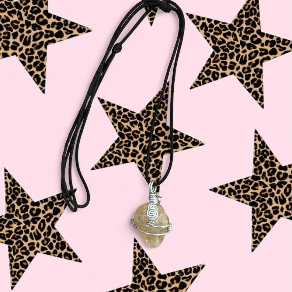 Colliers: Yellow Labradorite Wire Wrapped Pendant Necklace.M – D'occasion à Spiegel b. Bern par pre1ovedthreads 2