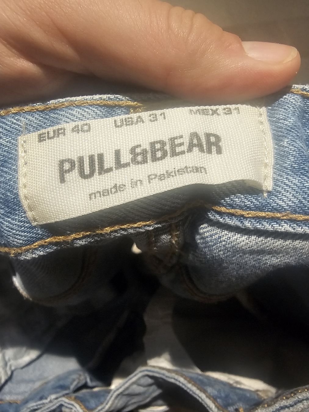 Pull&Bear Hosen: Pull & Bear Denim Shorts – Gebraucht aus Thun von cia_lc5s 2