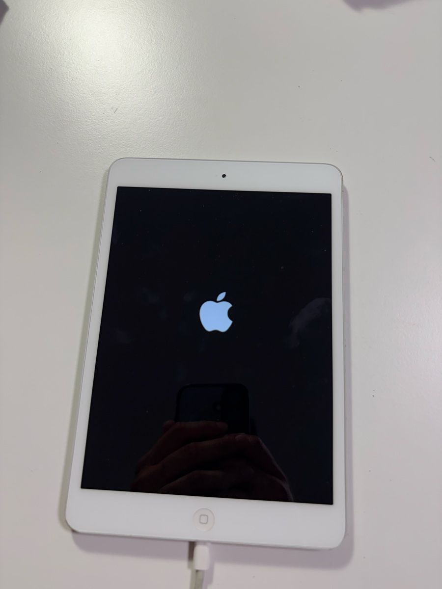 Apple Tablettes PC: iPad Mini A1432 – D'occasion à Rümlang par svent 1