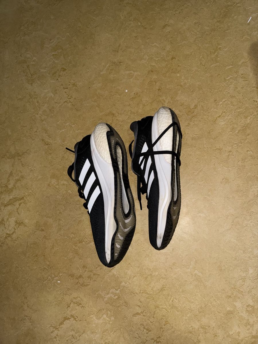 Adidas Scarpe da uomo: Adidas Supernova - Chaussures de course - Taille 44 – Nuovo (secondo la descrizione) da Chesières venduto da JMStore 2