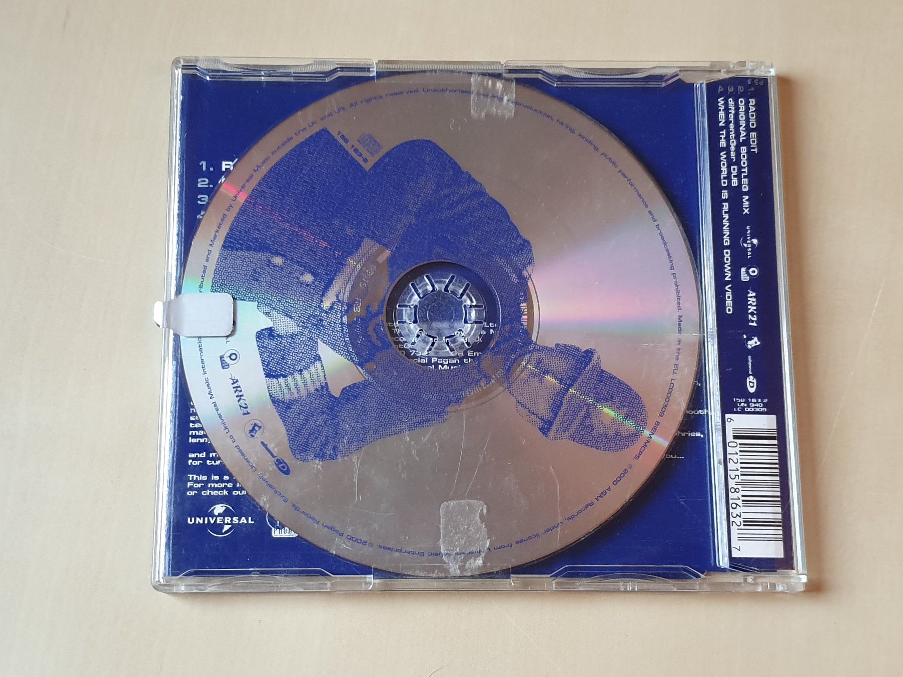 CDs: Different Gear vs The Police when the world is running down – Gebraucht aus Stansstad von collectorsshop 1