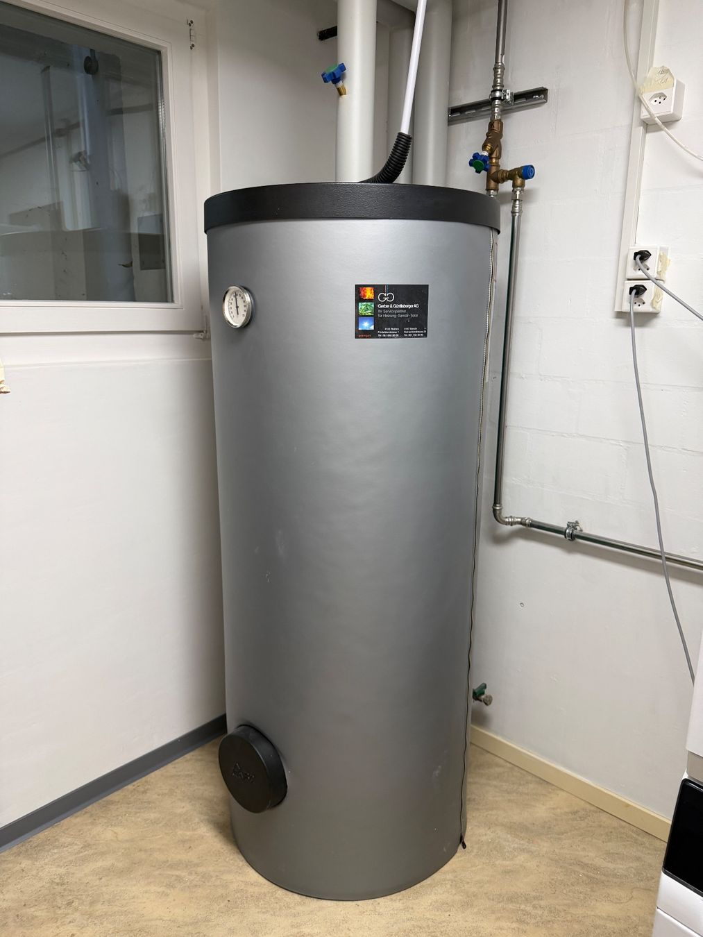 Sanitari: Boiler Brauchwasser – Usato da Aesch BL venduto da Helis
