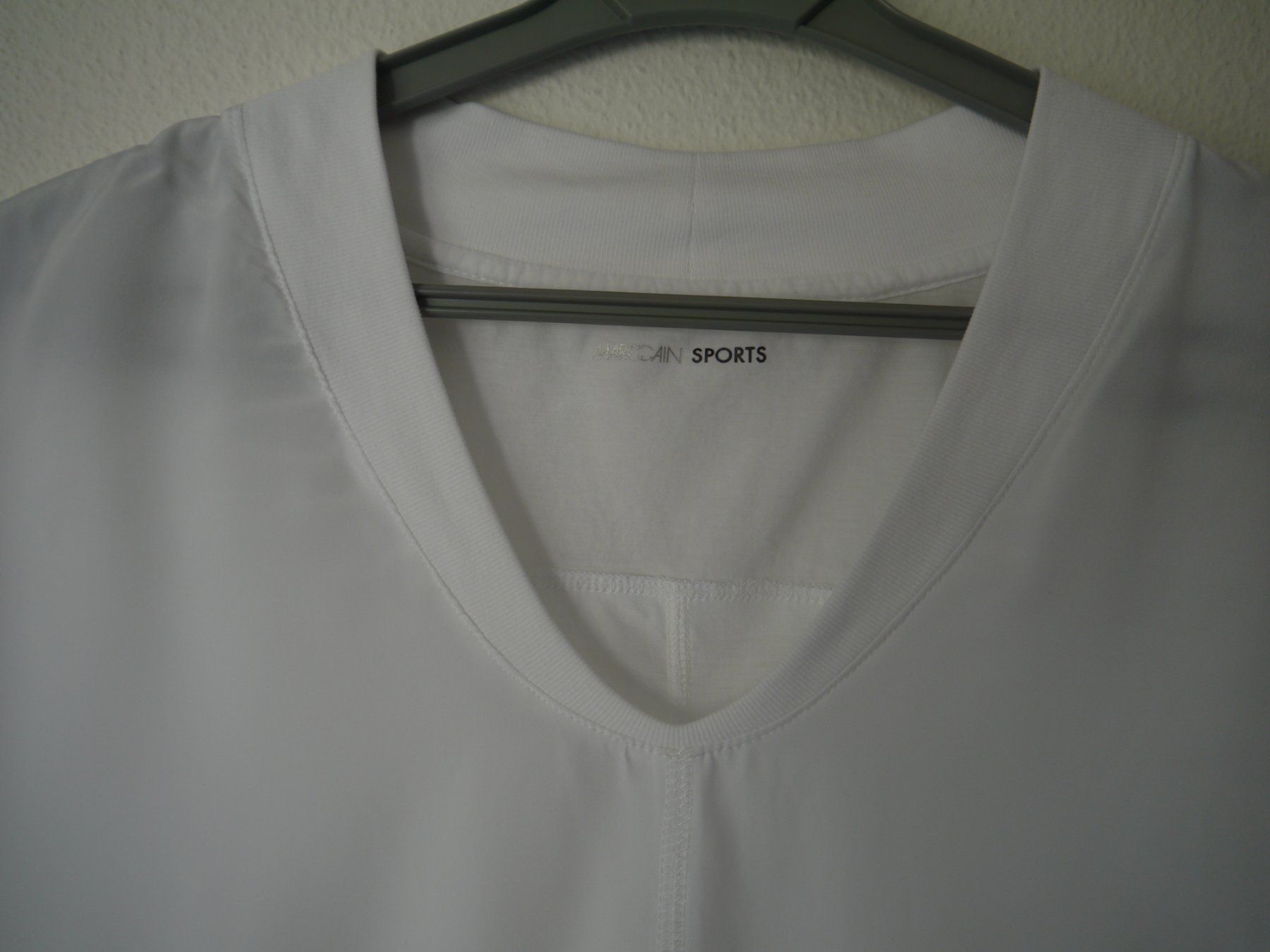 Marc Cain Camicette: MARC CAIN T-Shirt / Bluse N 5 – Usato da Hagendorn venduto da Blaf 1