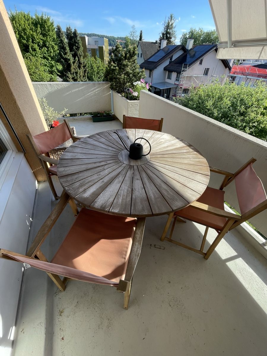 La Redoute Set di tavolo e panche: AMPM Gartentisch Set aus Holz mit 4 Sesseln – Usato da Schlieren venduto da Keluwei 1