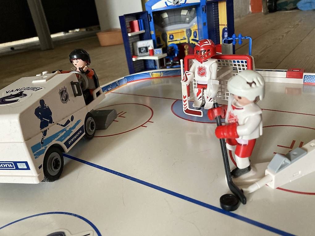 Playmobil Giocattoli: playmobil eishockey spiel – Usato da oberdiessbach venduto da phslif