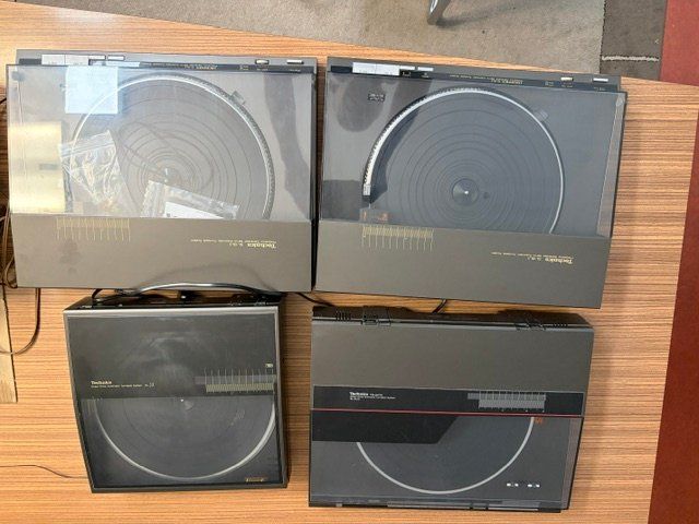 Technics Giradischi: Plattenspieler Technics  SL-QL15 / SL-BL3 / SL-J2 – Difettoso da Büren an der Aare venduto da Naruedi