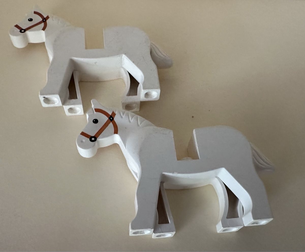 Lego Giocattoli: 2 Lego Pferde weiss – Usato da Rheinfelden venduto da zim_2hqc 2