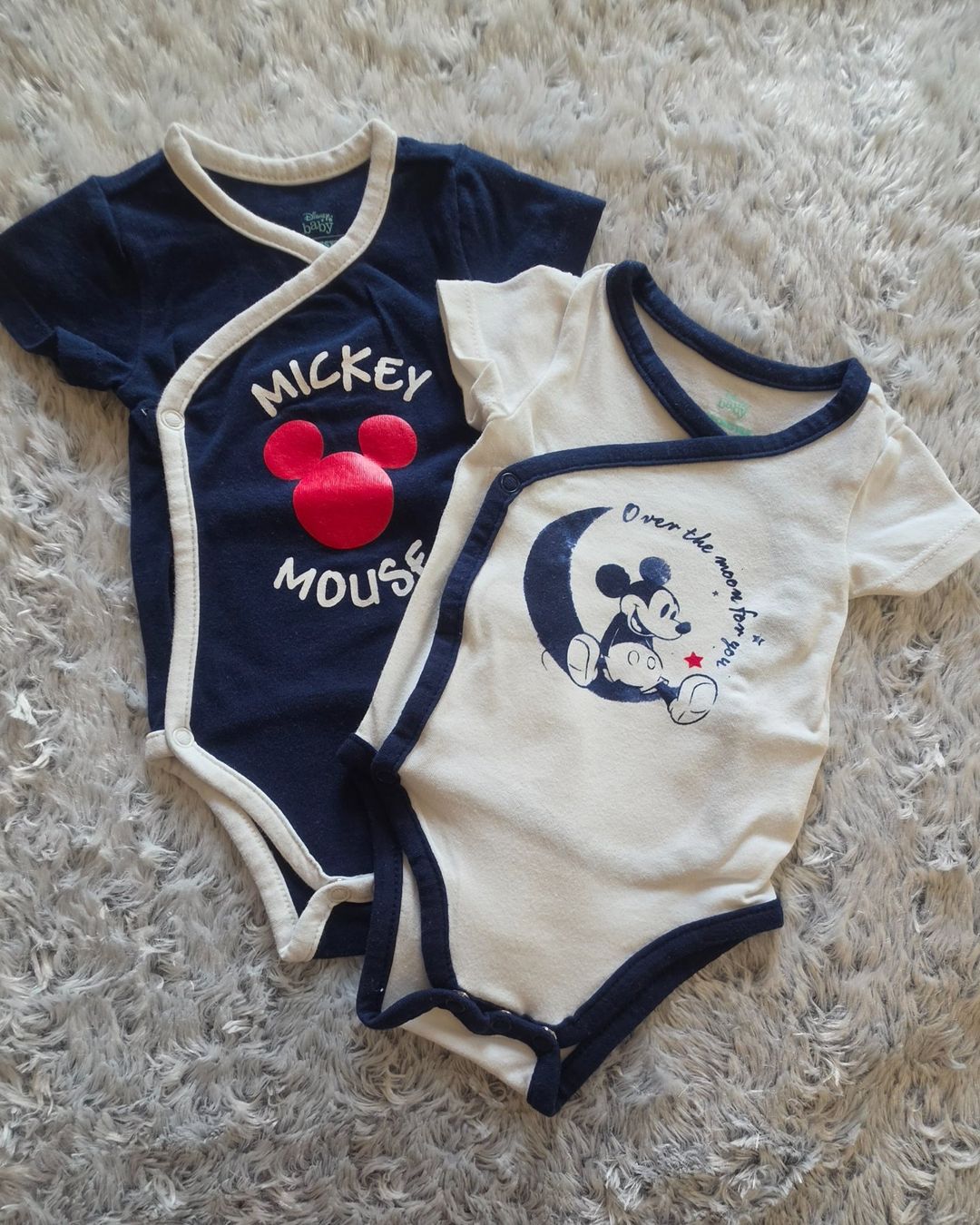Disney Biancheria intima: 2 bodies Disney Mickey bébé 1 mois – Usato da Chippis venduto da tom_lt6g