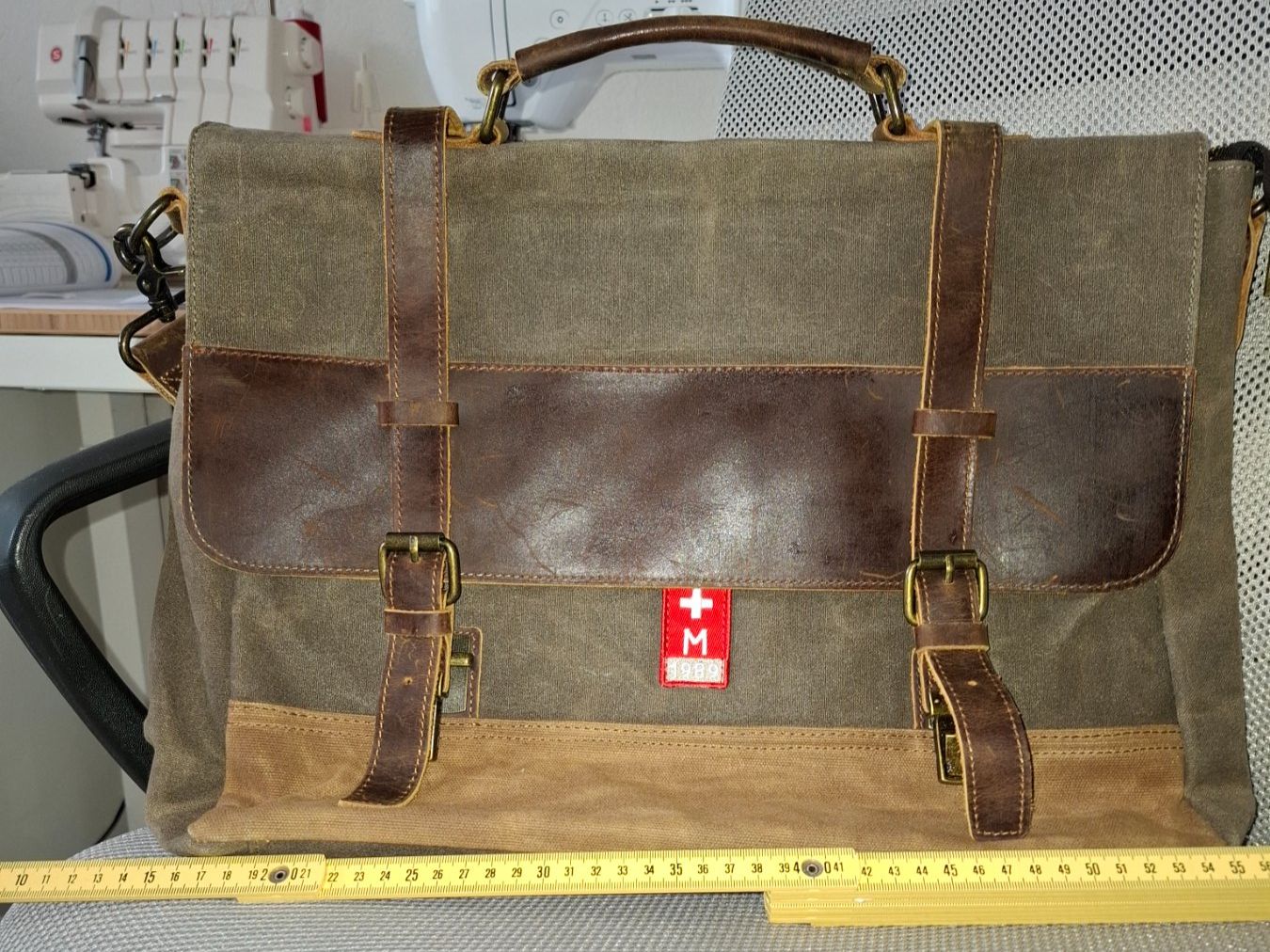 Valises & Sacs: Rustikale Tablet/Laptop Tasche – D'occasion à Landquart par Clubsucher