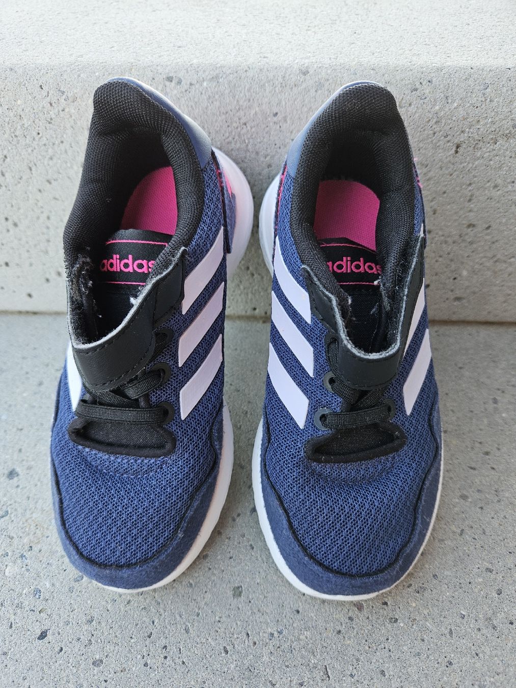 Adidas Scarpe per ragazze: Adidas Turnschuhe,  Gr. 29 – Usato da Worb venduto da jun_fj8w 1