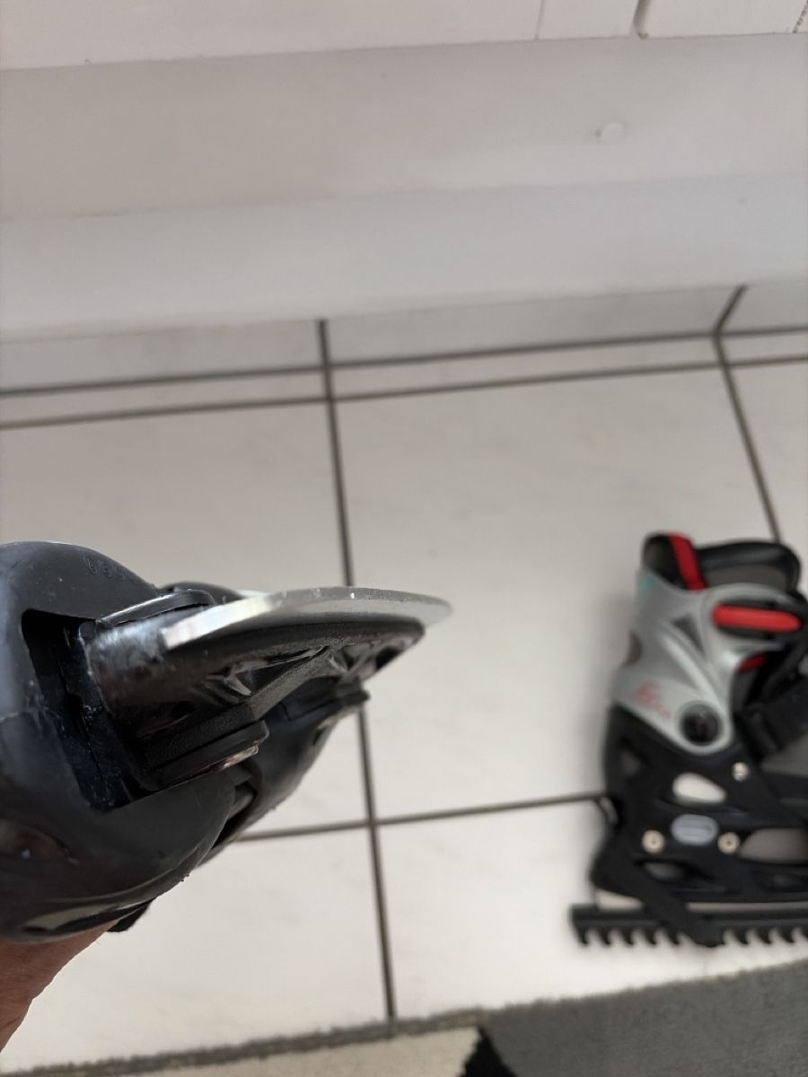 Patins à glace: Patins à glace EXTEND – D'occasion à Gockhausen par AleksMerio 1