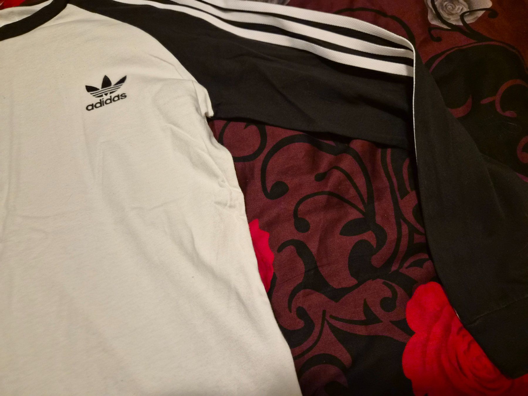 Maglioni & Felpe: Adidas swaetshirt gr 164 – Nuovo (secondo la descrizione) da Dietikon venduto da Eleda 2