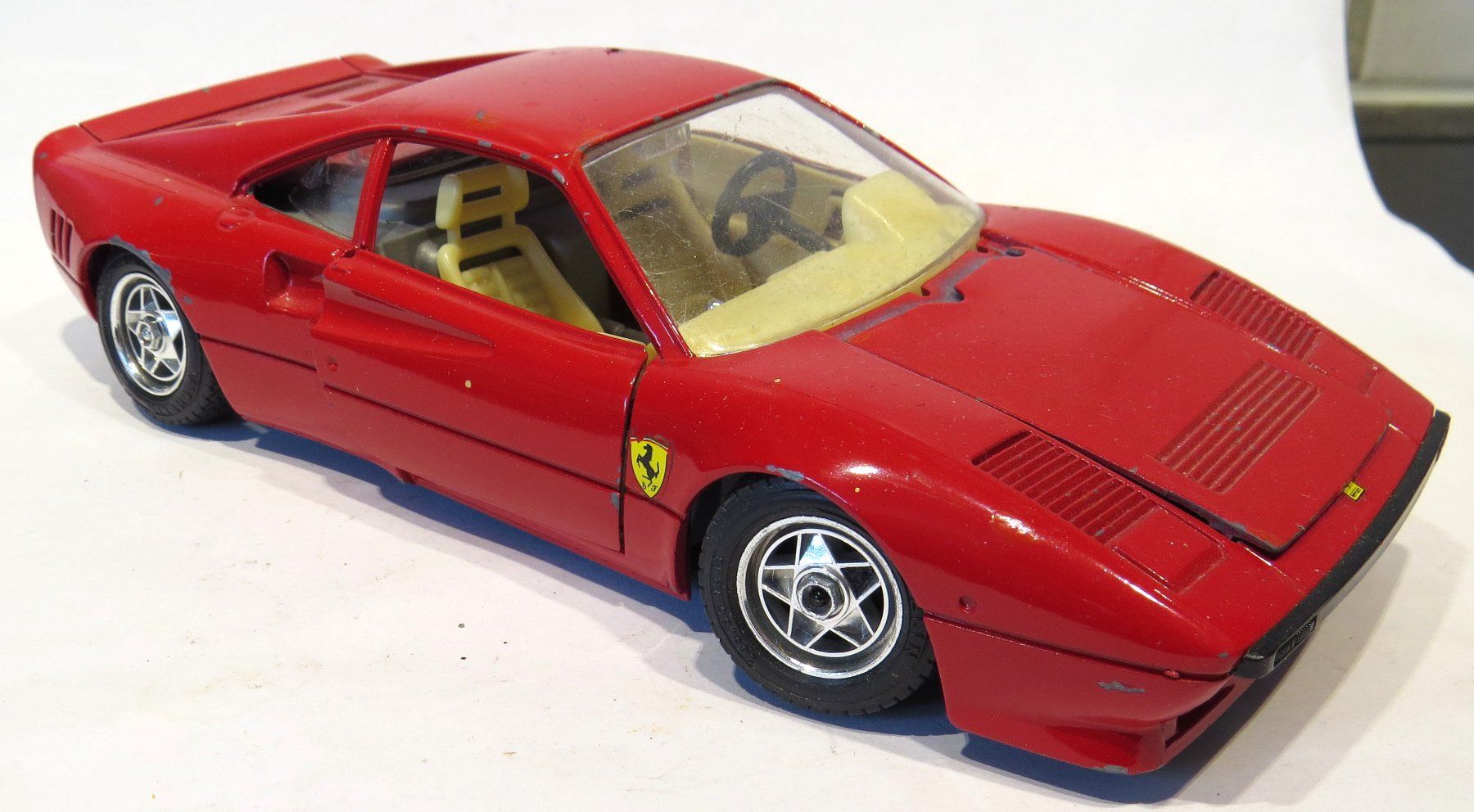 Ferrari Modellini d'auto: 1:24 Bburago Ferrari Schrottplatz – Difettoso da Ettingen venduto da Burago 5