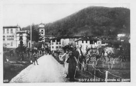 Novaggio TI Entrata al paese Hotel Lema animata