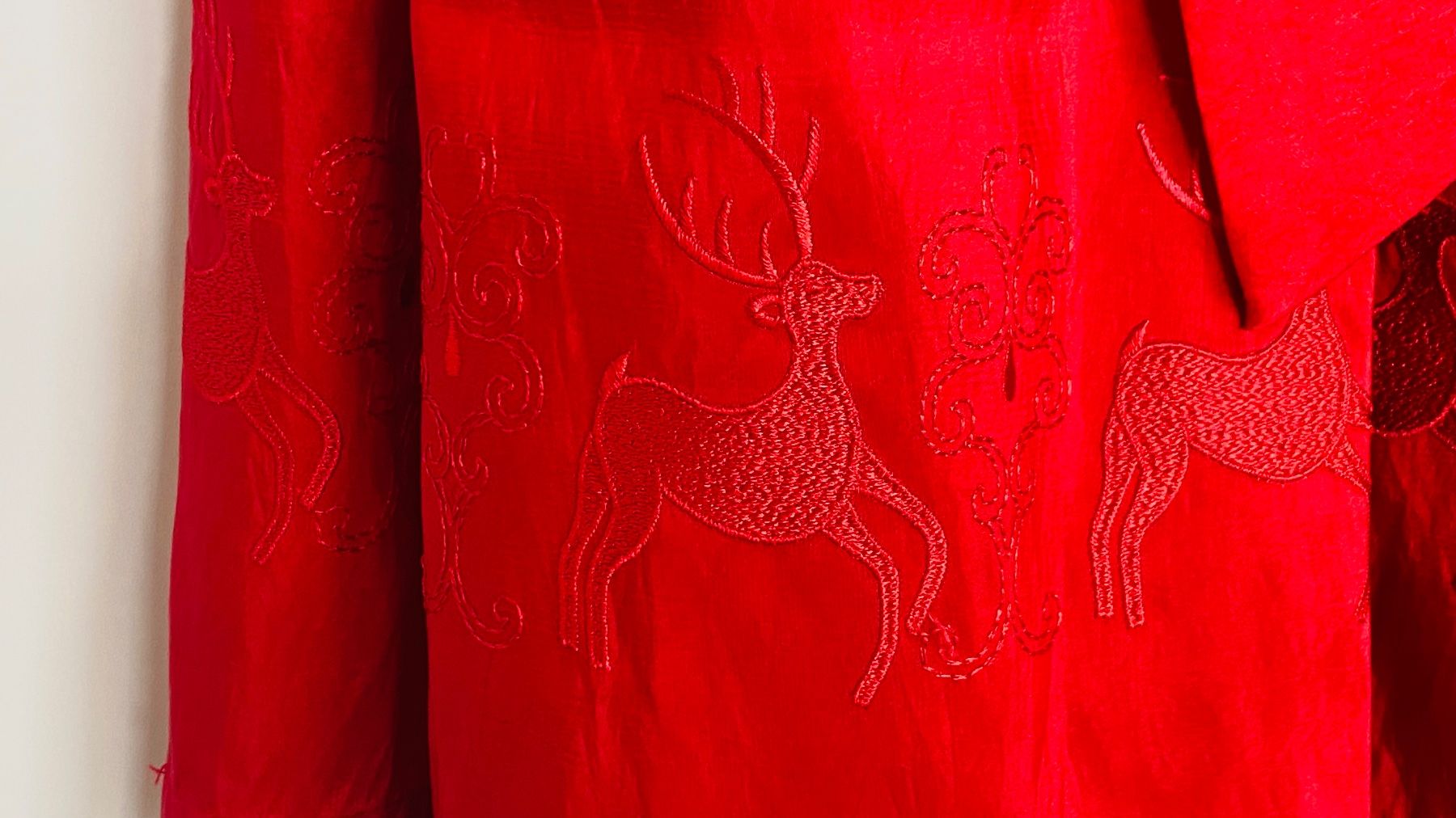 Kleider: Dirndl Grösse 44 inkl. Schürze – Gebraucht aus Fehraltorf von akl_q6f5 2