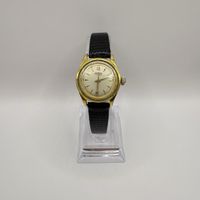 Montre Roamer Incabloc plaquée or vintage, pour femme.