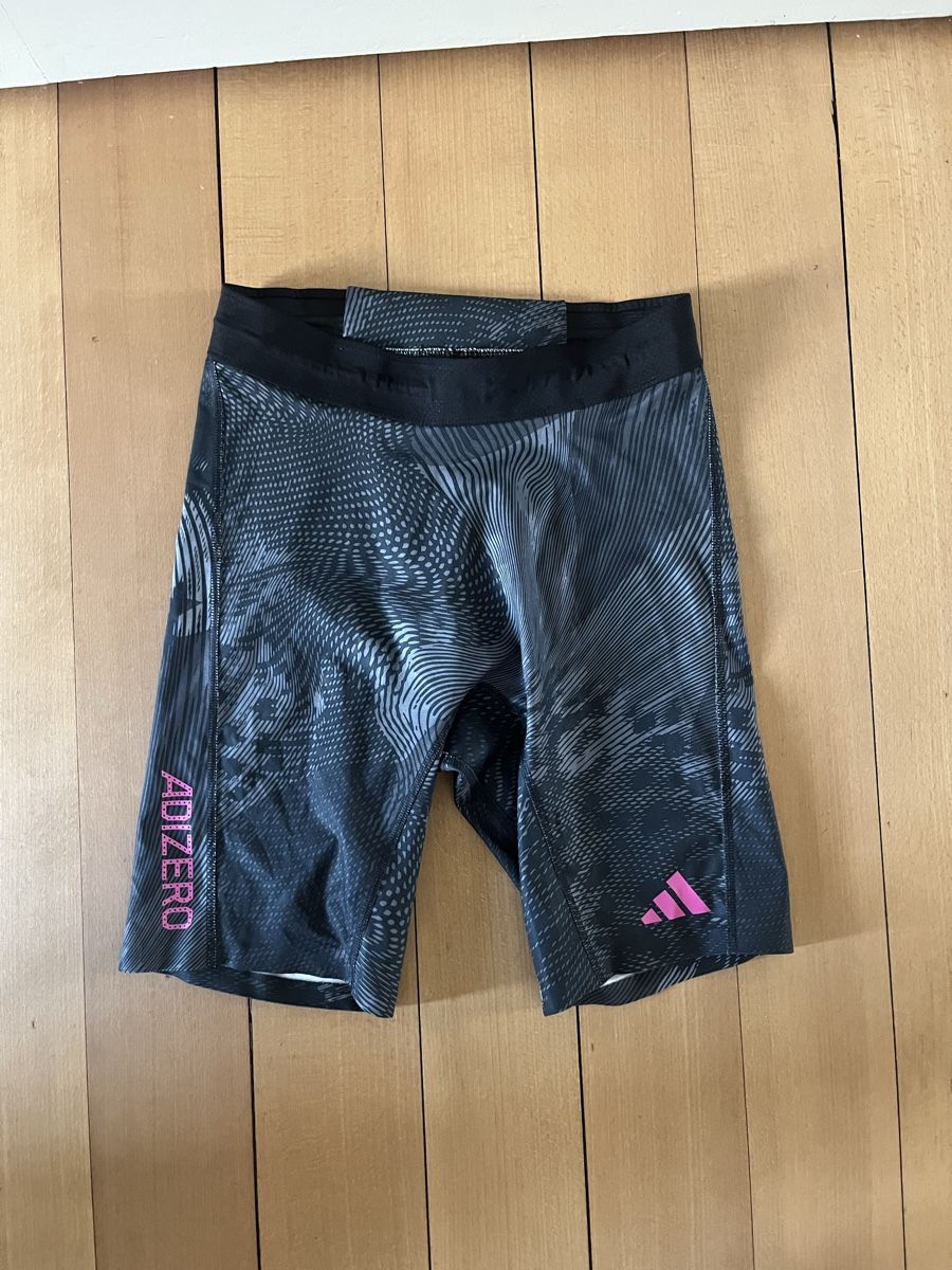 Adidas Hosen: Adidas Laufhose Gr. S – Gebraucht aus Bern von Moorigo