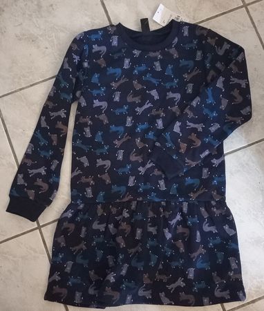 Robe bleu avec motifs chats. 