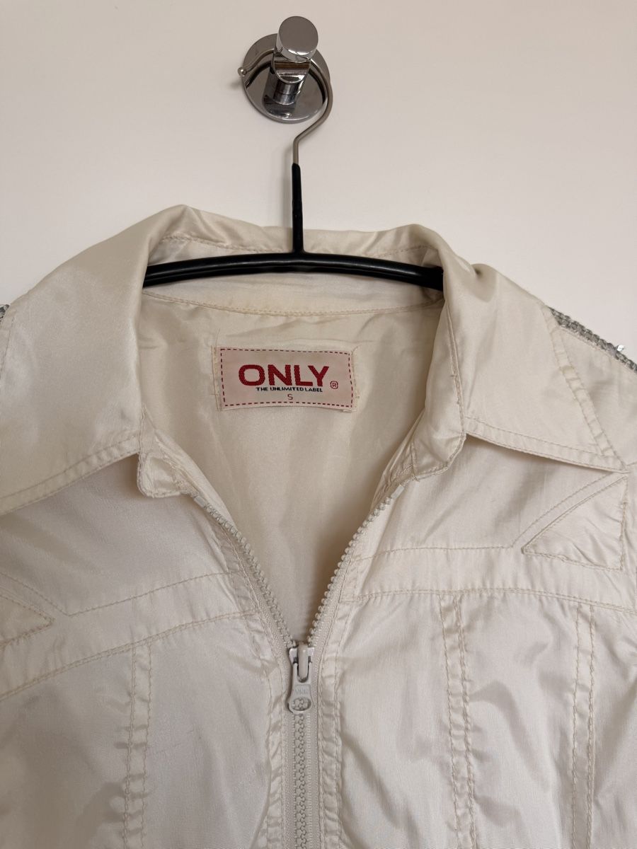 Only Giacche: ONLY Jacke Damen Grösse S mit Pailletten – Usato da Zug venduto da vik_p5lx 1