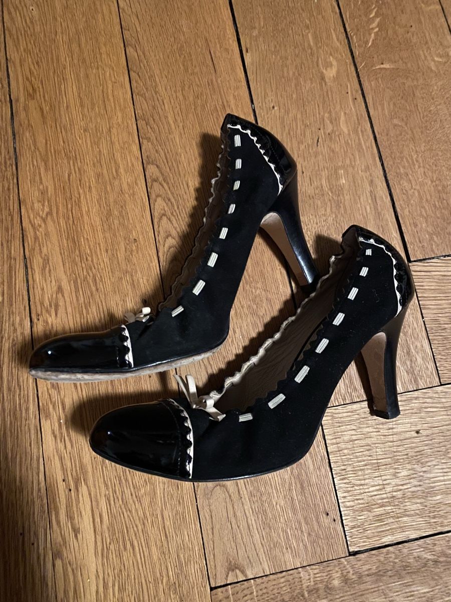 Bally Scarpe da donna: Pumps von Bally Gr. 37 – Usato da Zürich venduto da triangular