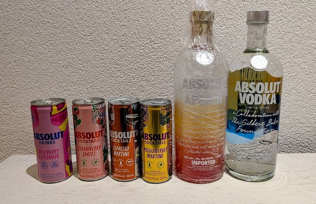 Absolut Vodka Spirituosen: ABSOLUT VODKA -->  Special Summer Package for collectors – Neu (gemäss Beschreibung) aus Bonstetten von polarvids 1