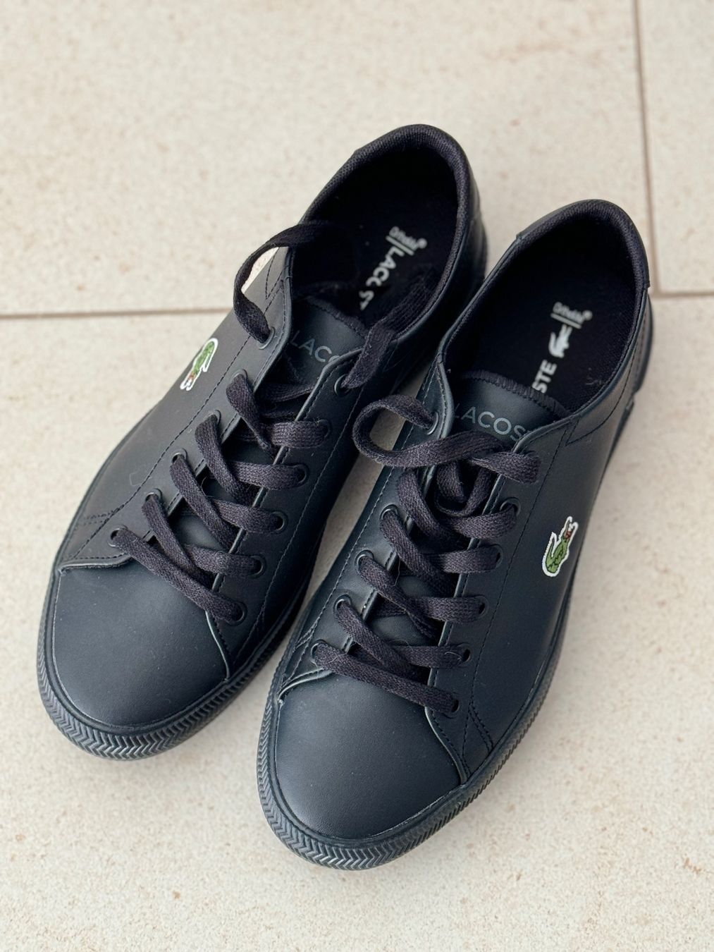 Lacoste Scarpe da uomo: Neuwertige Sneakers Lacoste Grösse 38 – Nuovo (secondo la descrizione) da Bonstetten venduto da valereds