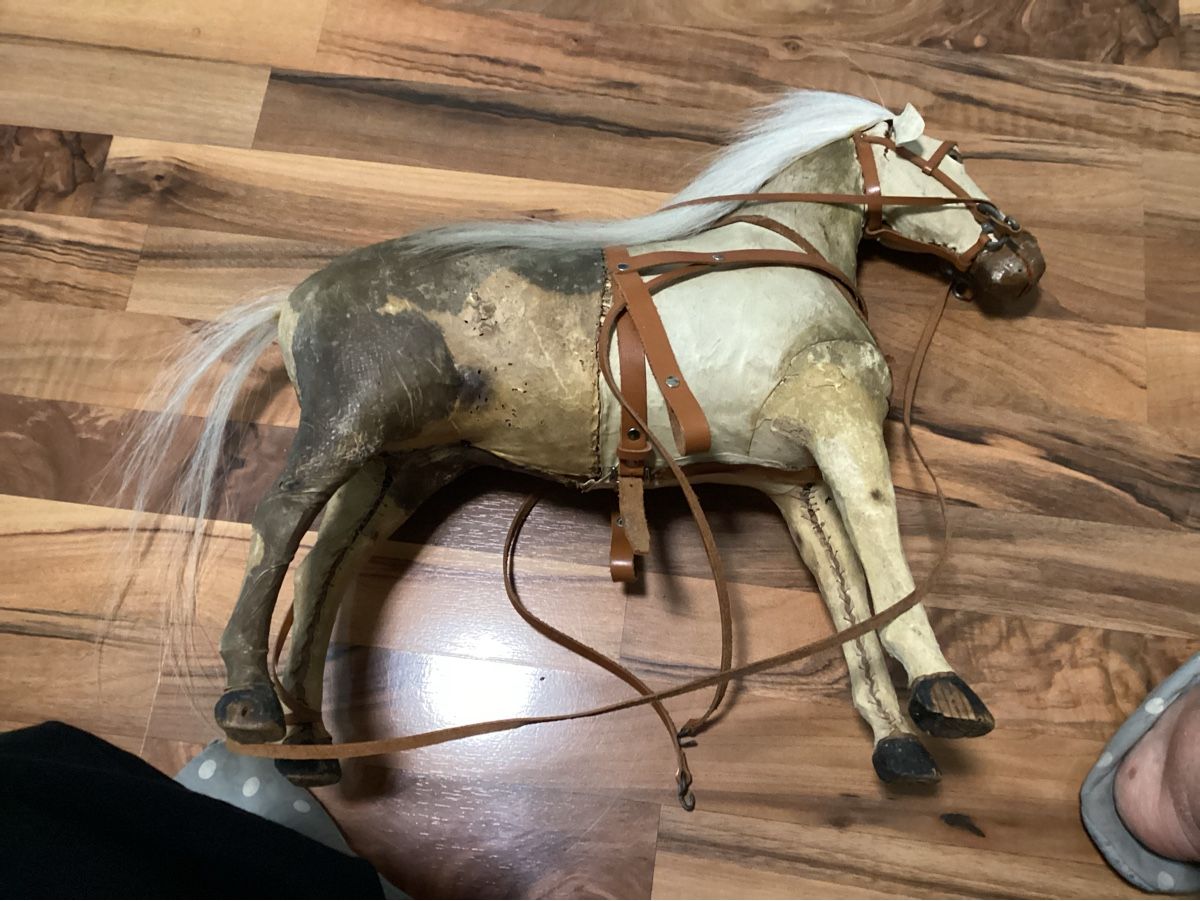 Giocattoli: ANTIKES  PFERD MIT ZIEHWAGEN UM 1900 – Usato da Münchenstein venduto da NoSu98 6