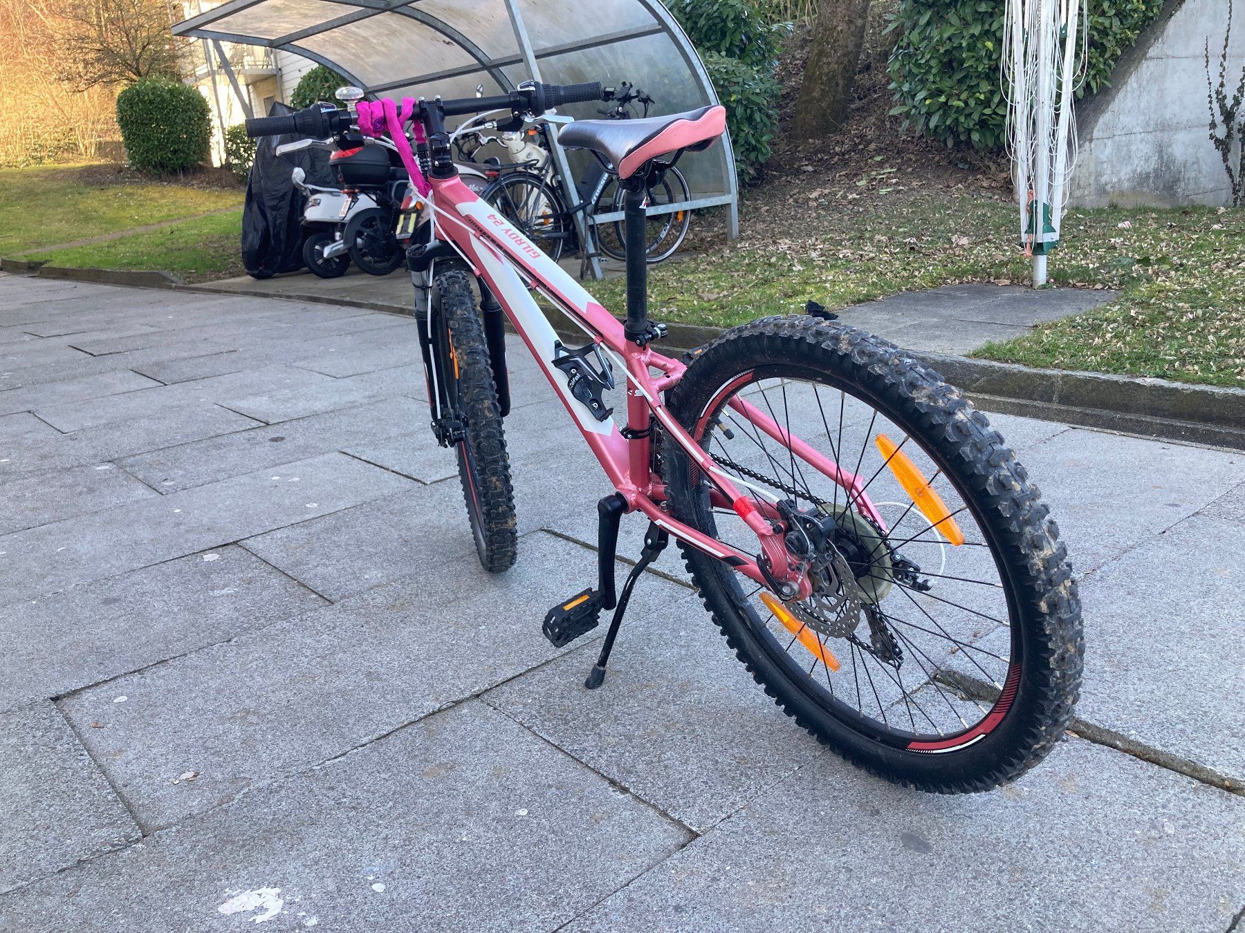 Biciclette: MTB für Kinder/Kindervelo – Usato da Bern venduto da schokocracker 3