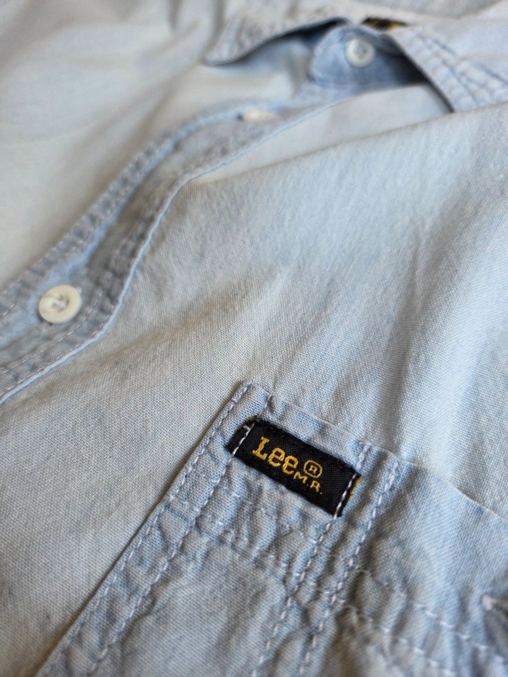 Lee Hemden: Lee 90er Chambray Hemd - L – Gebraucht aus Bern von -Aniko- 4