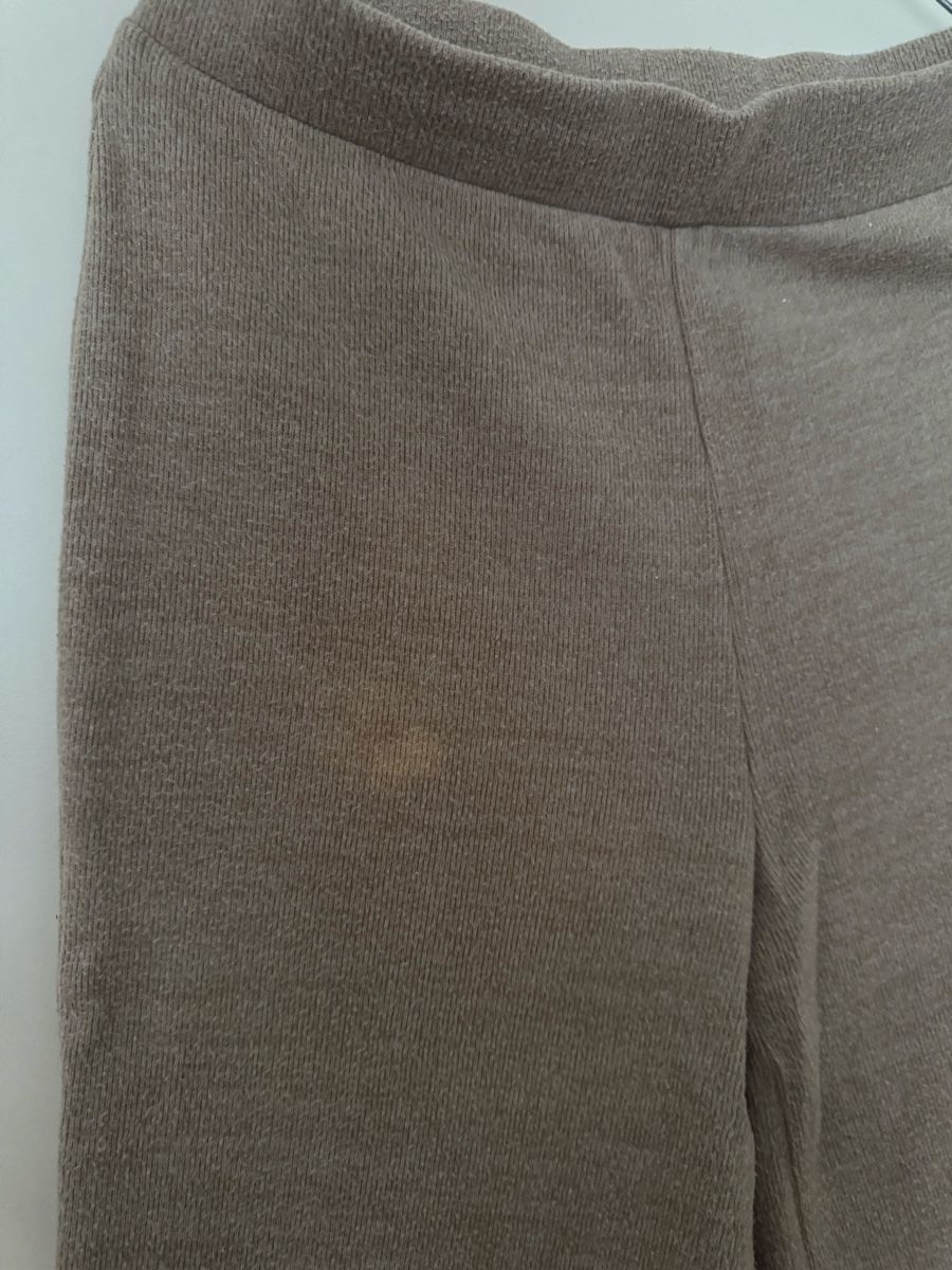 H&M Pantaloni: Damen Hose Strick Grösse S leichte Flecken – Usato da zürich venduto da fufinini4 2
